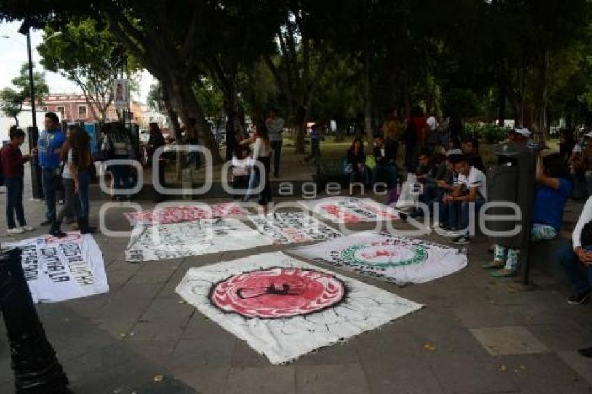 MANIFESTACIÓN FEET