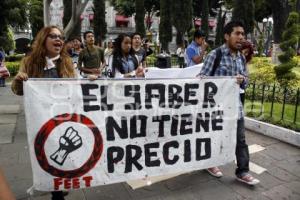 MANIFESTACIÓN FEET