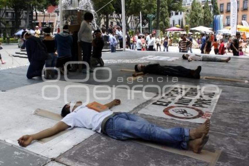 MANIFESTACIÓN FEET