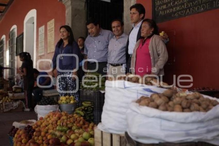 FERIA DEL CHILE EN NOGADA . CHOLULA