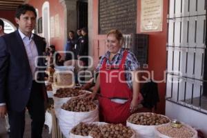 FERIA DEL CHILE EN NOGADA . CHOLULA