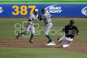 BÉISBOL . PERICOS VS LEONES