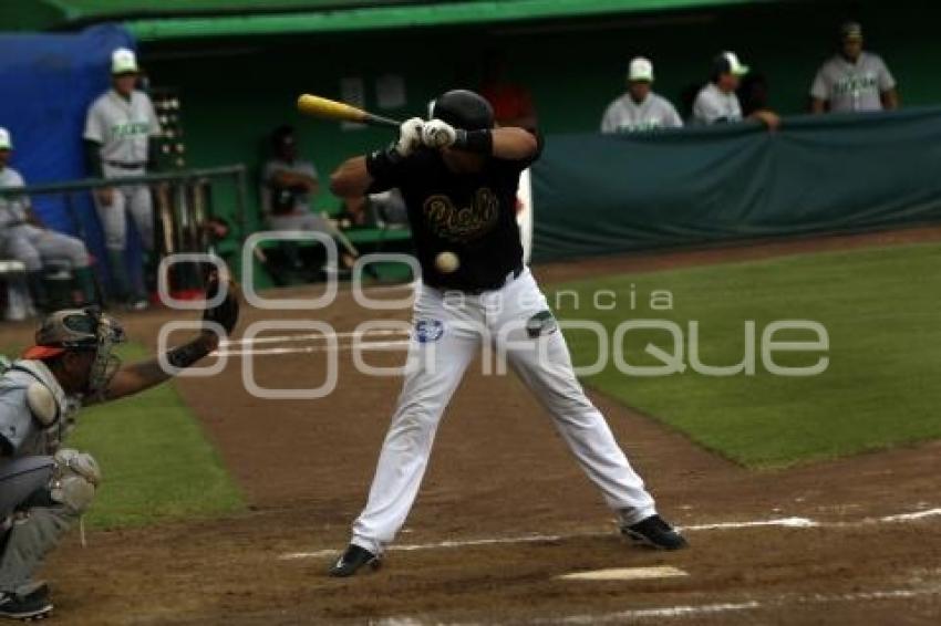 BÉISBOL . PERICOS VS LEONES