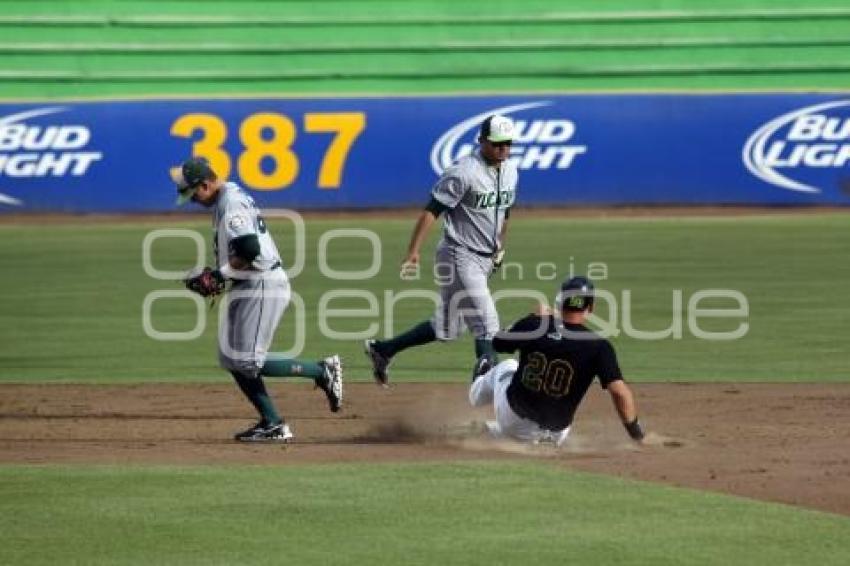 BÉISBOL . PERICOS VS LEONES