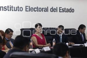 SESIÓN IEE . NUEVO PRESIDENTE