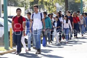 BUAP . UNIVERSITARIOS