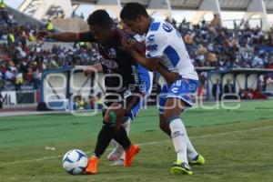 FÚTBOL . PUEBLA FC VS LOBOS