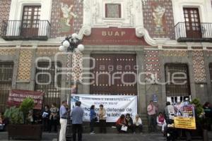 MANIFESTACIÓN JUBILADOS BUAP