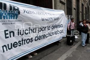 MANIFESTACIÓN JUBILADOS BUAP