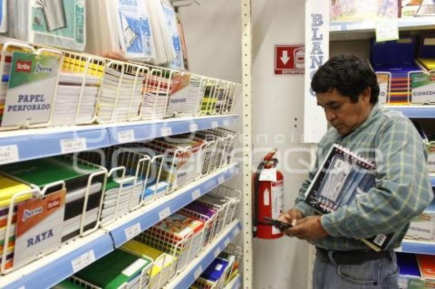 REGRESO A CLASES . PAPELERÍAS