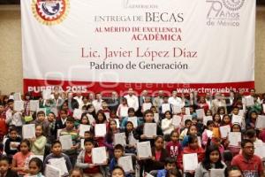 ENTREGA DE BECAS . CTM