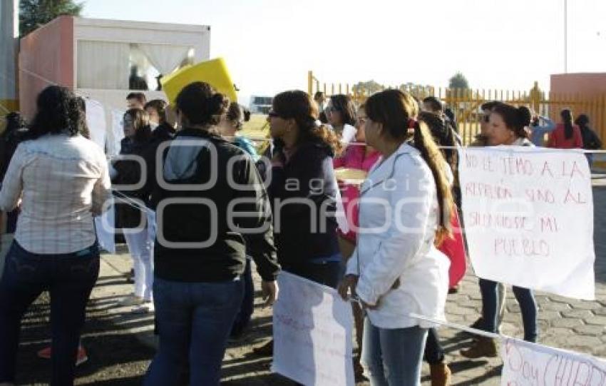 MANIFESTACIÓN MAESTROS . TEXMELUCAN