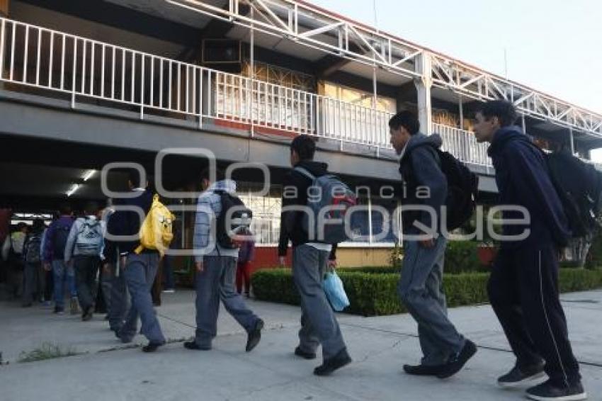 REGRESO A CLASES