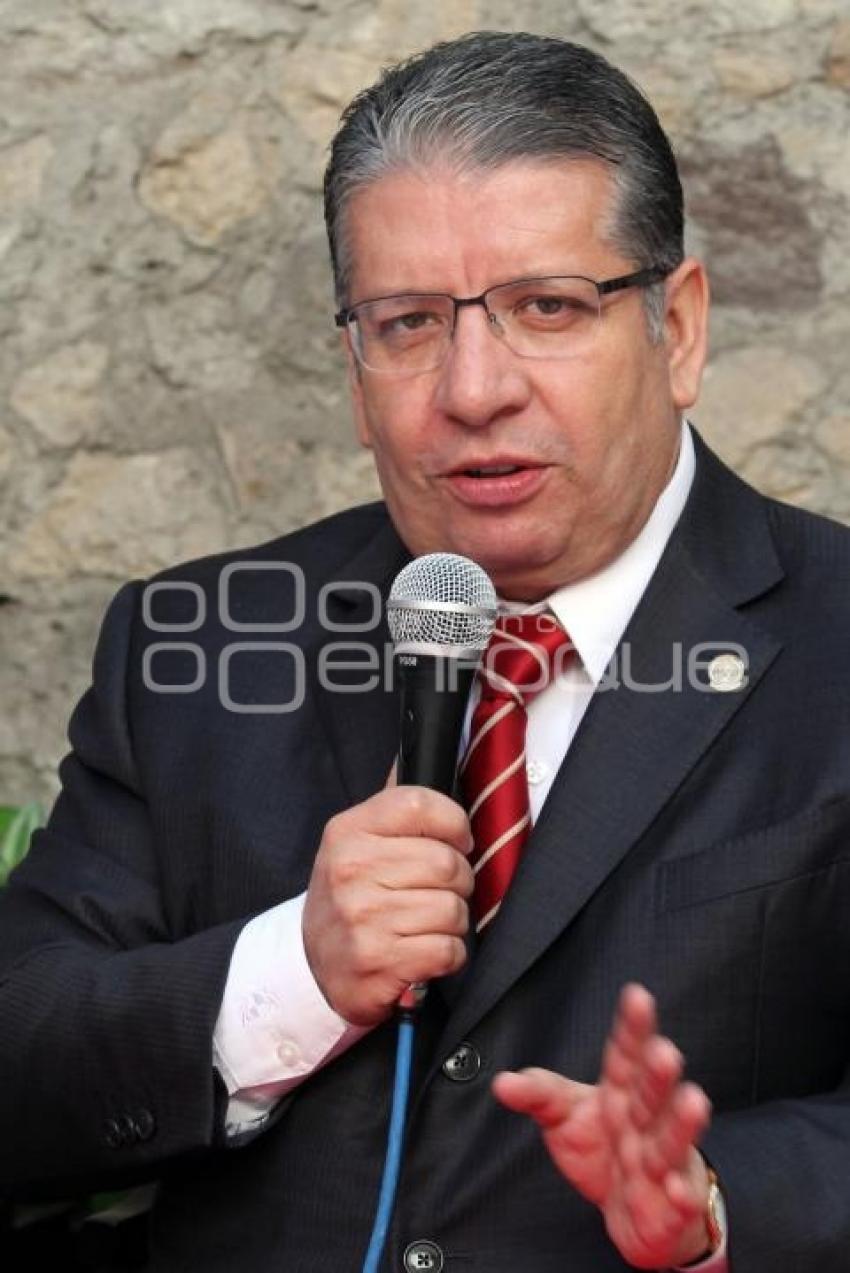 ENRIQUE DOGER