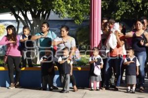 REGRESO A CLASES . ACATLÁN DE OSORIO