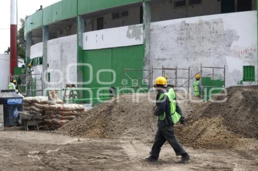 REMODELACIÓN ESTADIO HERMANOS SERDÁN