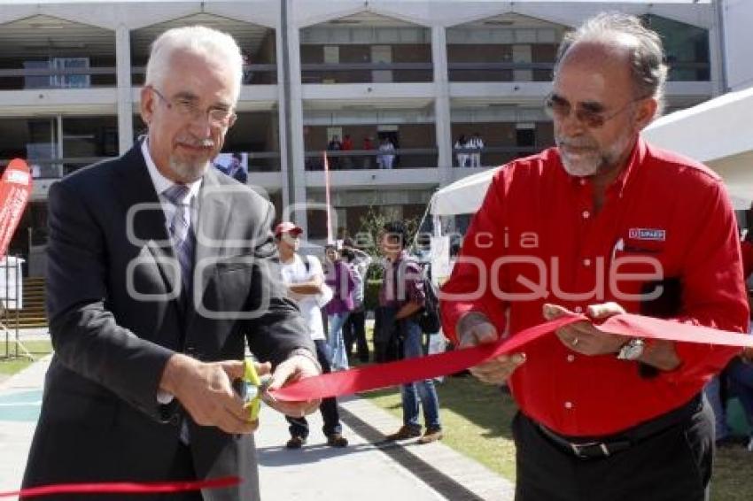 UPAEP . FERIA DE PRÁCTICAS PROFESIONALES