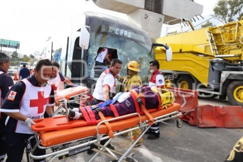 CHOQUE AUTOBÚS ESTRELLA ROJA