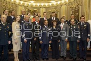 "CENTENARIO FUERZA AEREA MEXICANA" LETRAS DE ORO