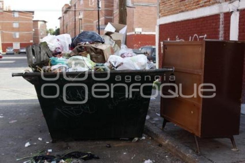 CONTENEDORES DE BASURA 