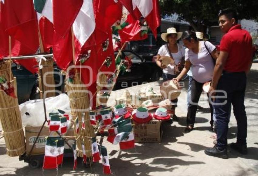  MES PATRIO . ACATLÁN DE OSORIO