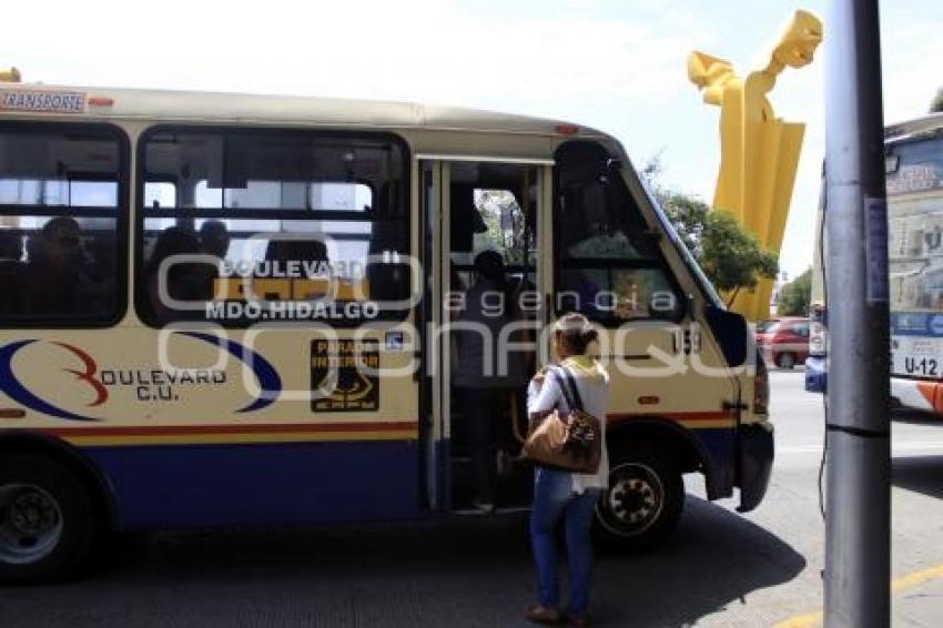 TRANSPORTE PÚBLICO . REGLAMENTO TRÁNSITO