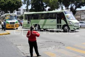 TRANSPORTE PÚBLICO . REGLAMENTO TRÁNSITO