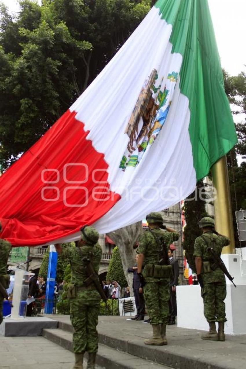 IZAMIENTO BANDERA