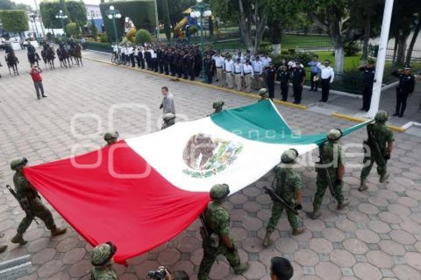 CEREMONIA MES PATRIO . CHOLULA