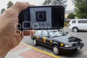 UBER . TRANSPORTE