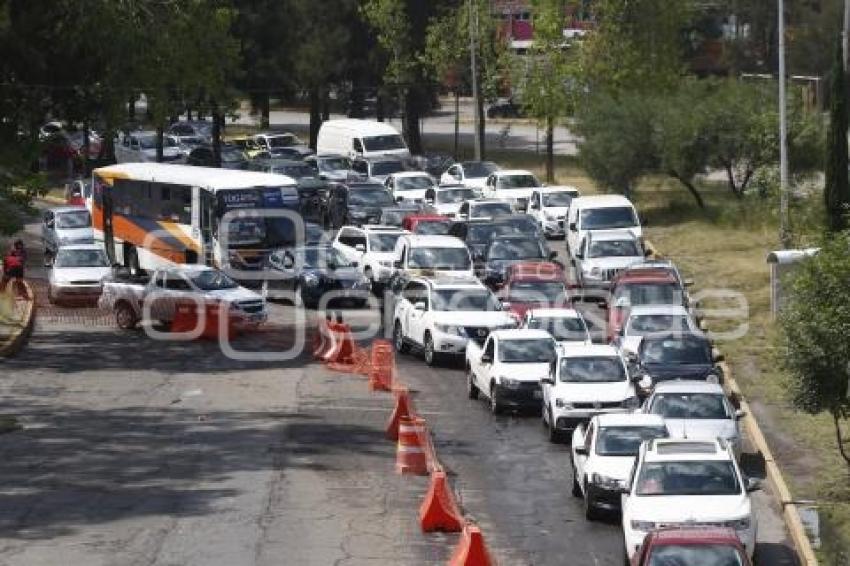 PAVIMENTACIÓN BULEVAR ATLIXCO . TRÁFICO