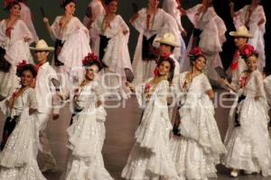 BALLET FOLKLÓRICO DE AMALIA HERNÁNDEZ