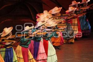 BALLET FOLKLÓRICO DE AMALIA HERNÁNDEZ