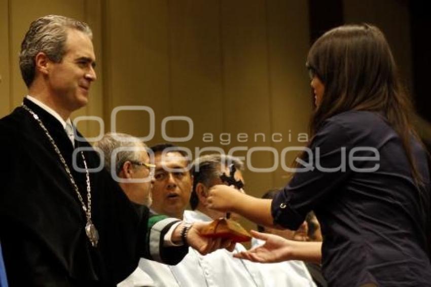 PREMIO CRUZ FORJADA . UPAEP