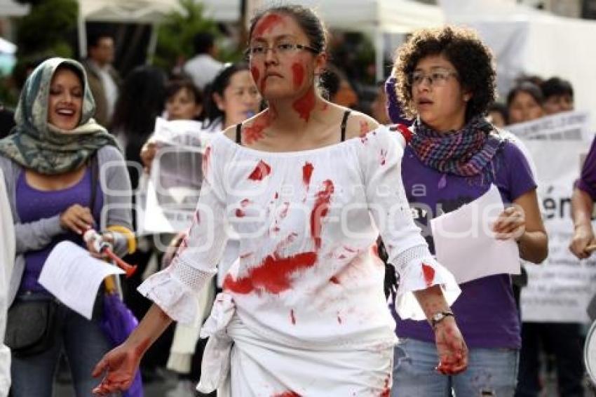 MARCHA CONTRA EL FEMINICIDIO