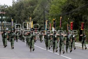 PASE DE REVISTA DESFILE 16 DE SEPTIEMBRE