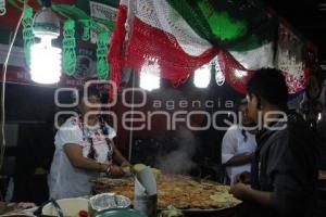 GRITO DE INDEPENDENCIA . ZÓCALO