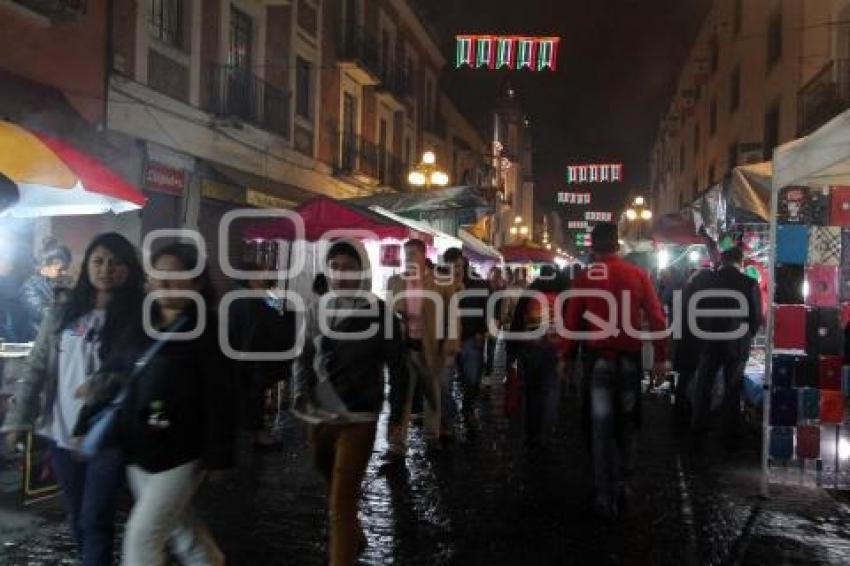 GRITO DE INDEPENDENCIA . ZÓCALO