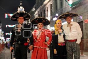 GRITO DE INDEPENDENCIA . ZÓCALO