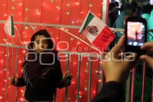 GRITO DE INDEPENDENCIA . ZÓCALO