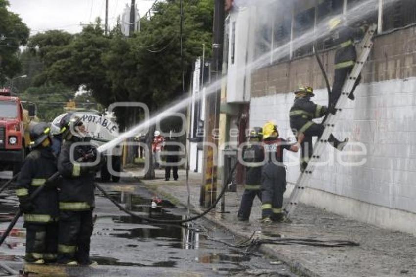 INCENDIO FÁBRICA TEXTIL