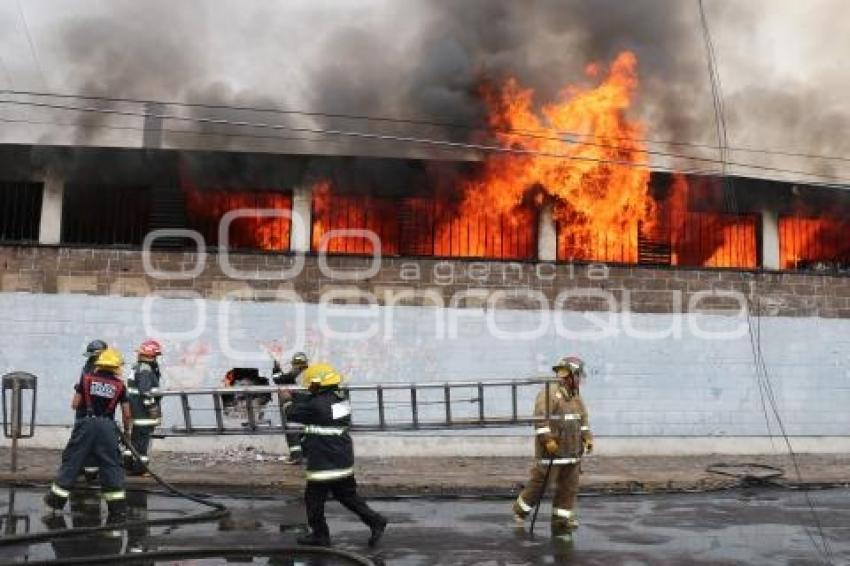 INCENDIO FÁBRICA TEXTIL