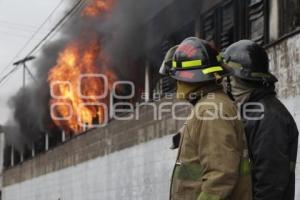 INCENDIO FÁBRICA TEXTIL