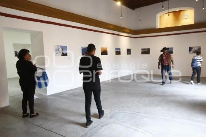 EXPOSICIÓN MIRADAS AL COLOSO . CHOLULA