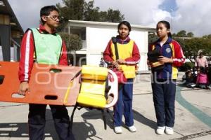 SIMULACRO DE SISMO . ESCUELAS