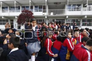 SIMULACRO DE SISMO . ESCUELAS