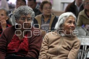 AGUA PARA TODOS .  REGULARIZACIÓN ADULTOS MAYORES