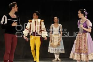 BALLET COPPÉLIA 