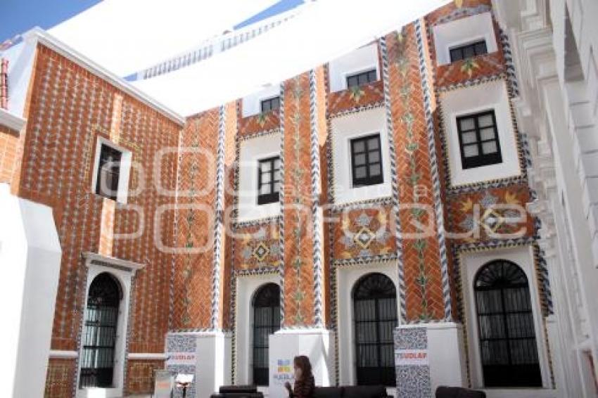 PATIO DE LOS AZULEJOS