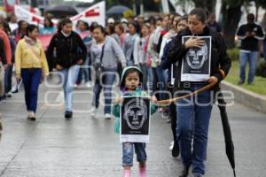 MANIFESTACIÓN POR AYOTZINAPA